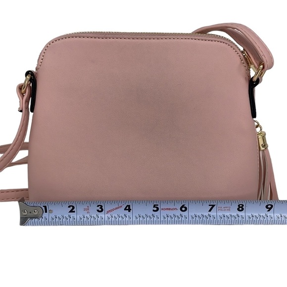 Infusion Crossbody Handbag NWT Straw Pink Faux Leather Zip - Picture 13 of 16